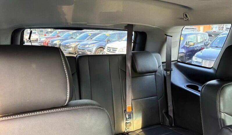 
								2016 GMC Yukon SLT full									