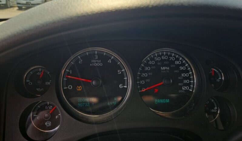 
								2013 Chevrolet Avalanche LTZ full									