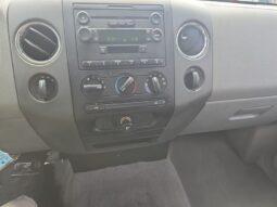 
										2004 Ford F-150 XLT full									