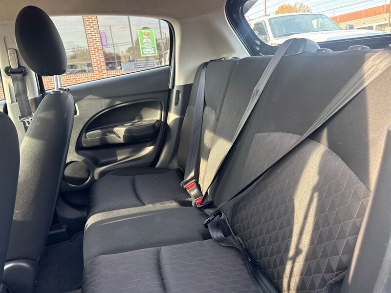 
								2023 Mitsubishi Mirage ES full									