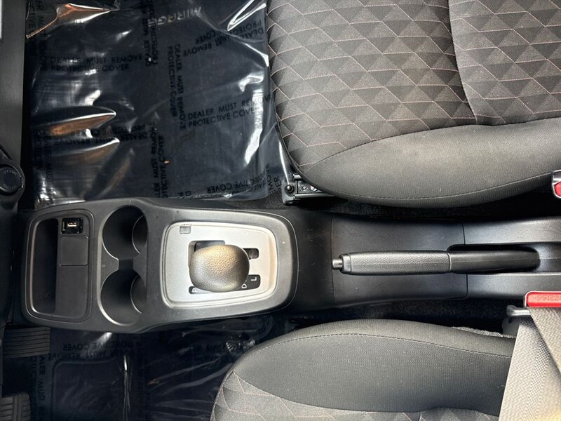 
								2023 Mitsubishi Mirage ES full									