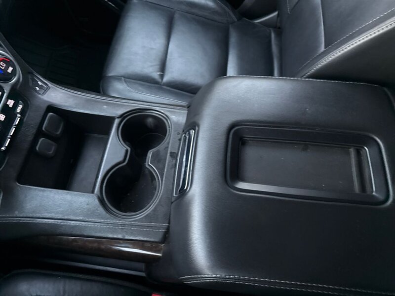 
								2019 Chevrolet Tahoe LT full									