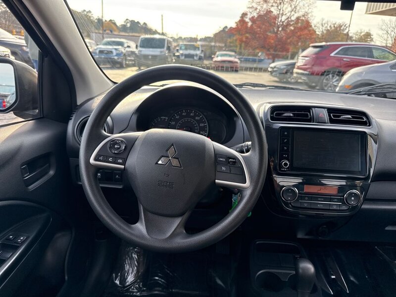 
								2023 Mitsubishi Mirage ES full									