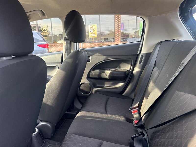 
								2023 Mitsubishi Mirage ES full									