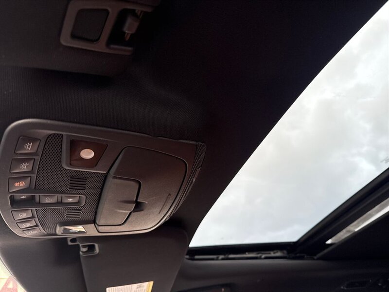 
								2021 Lincoln Navigator L L Reserve full									