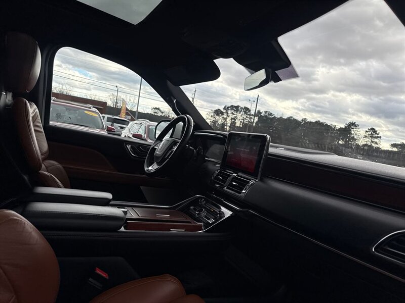 
								2021 Lincoln Navigator L L Reserve full									