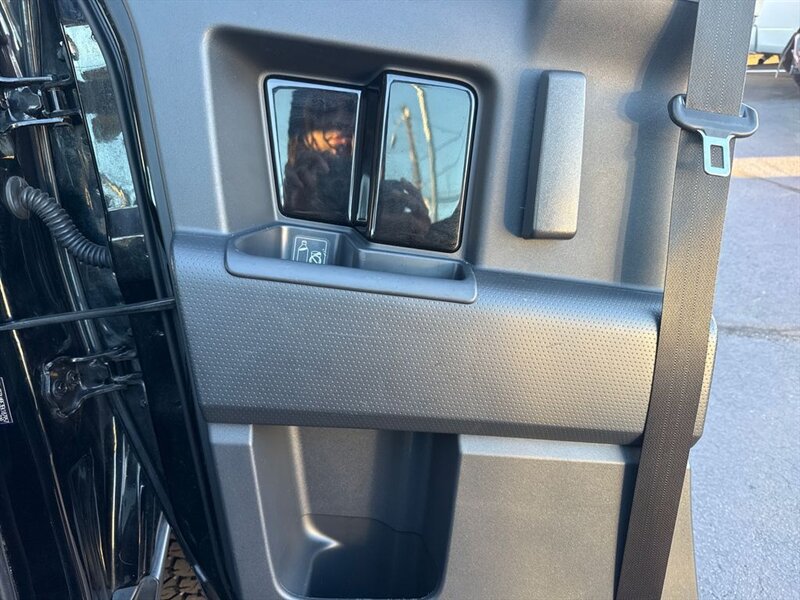 
								2014 Toyota FJ Cruiser Base full									