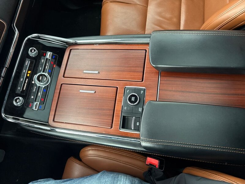 
								2021 Lincoln Navigator L L Reserve full									