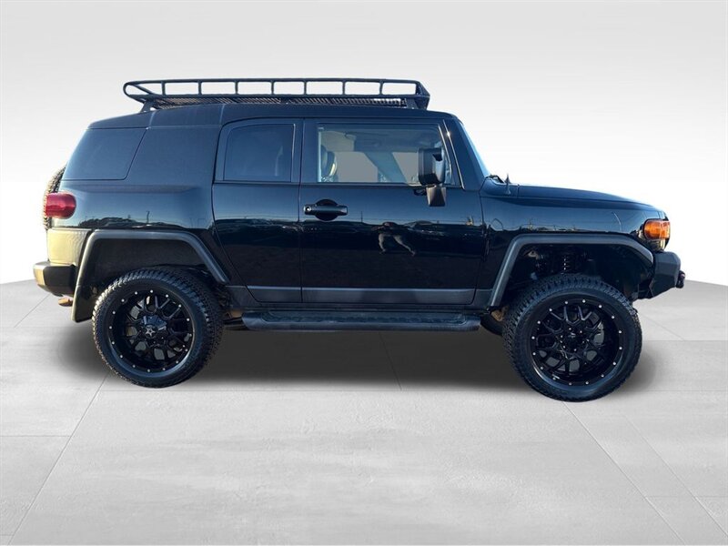 
								2014 Toyota FJ Cruiser Base full									