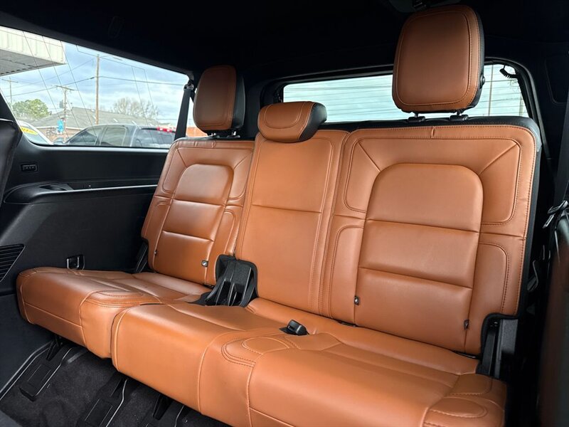 
								2021 Lincoln Navigator L L Reserve full									