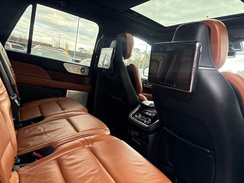 
								2021 Lincoln Navigator L L Reserve full									