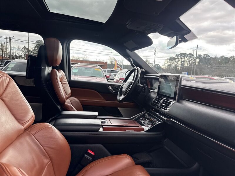 
								2021 Lincoln Navigator L L Reserve full									