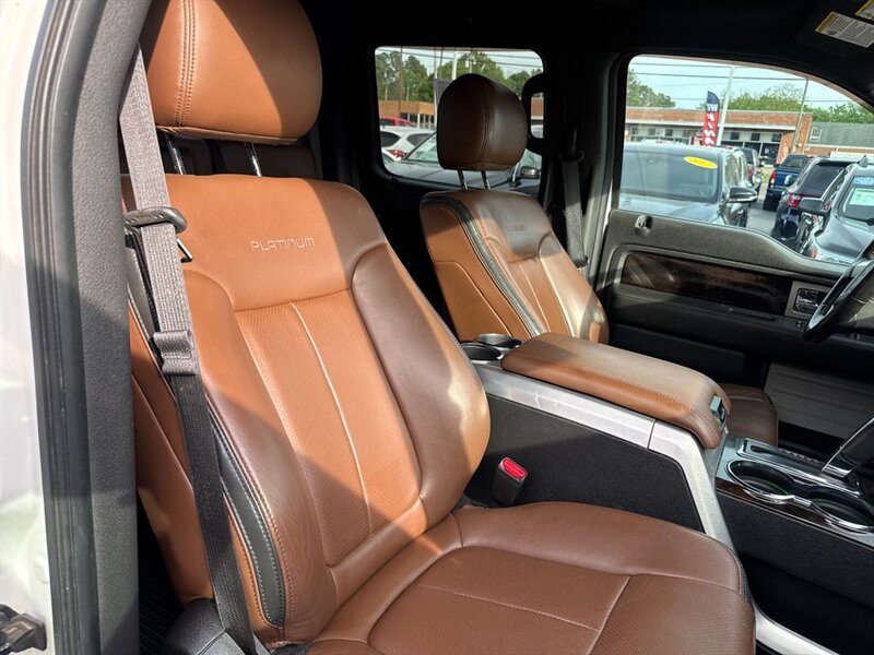 
								2014 Ford F-150 Platinum full									