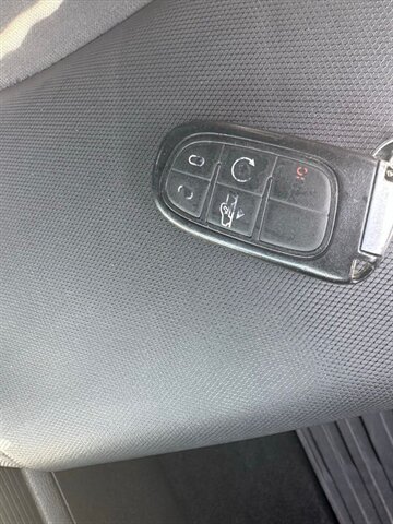 
								2017 RAM 1500 Rebel full									
