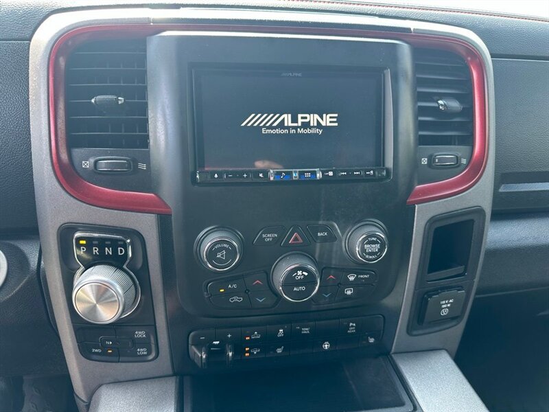
								2017 RAM 1500 Rebel full									