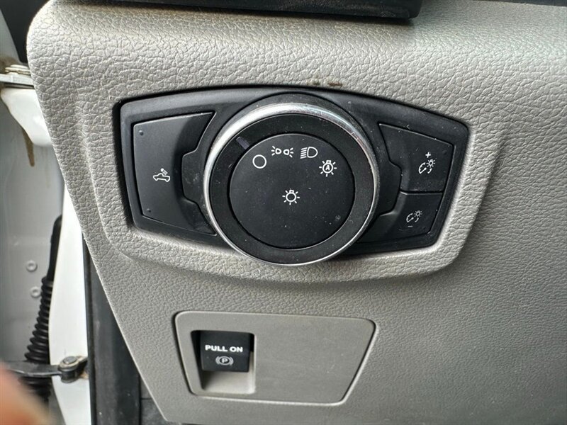 
								2018 Ford F-150 XL full									