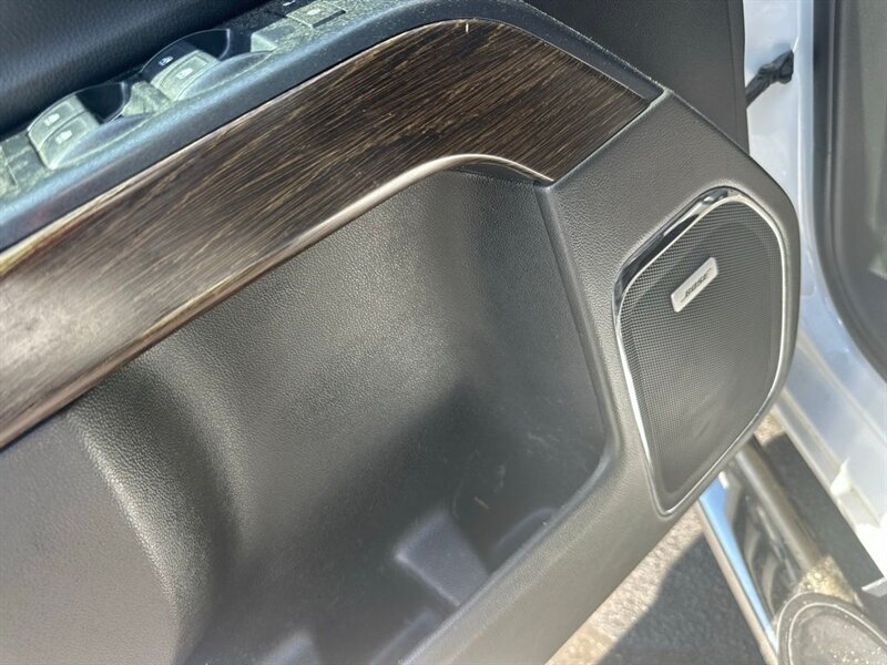 
								2018 GMC Sierra 1500 Denali full									