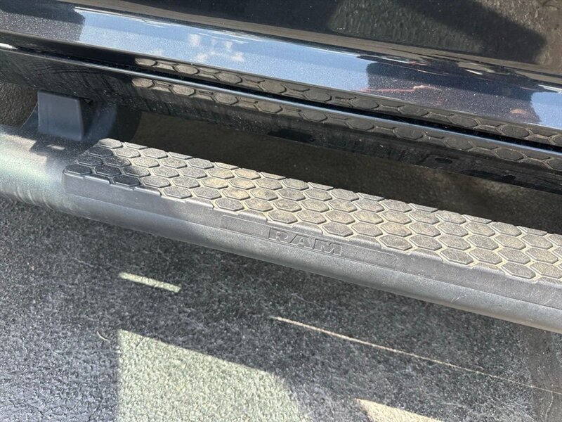 
								2017 RAM 1500 Rebel full									