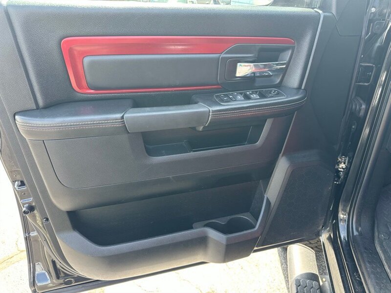 
								2017 RAM 1500 Rebel full									