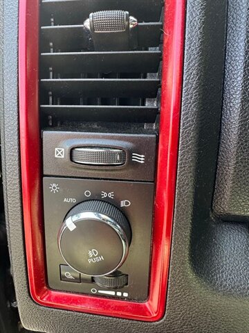 
								2017 RAM 1500 Rebel full									