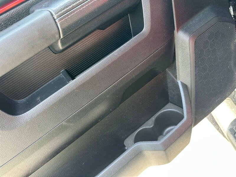
								2017 RAM 1500 Rebel full									