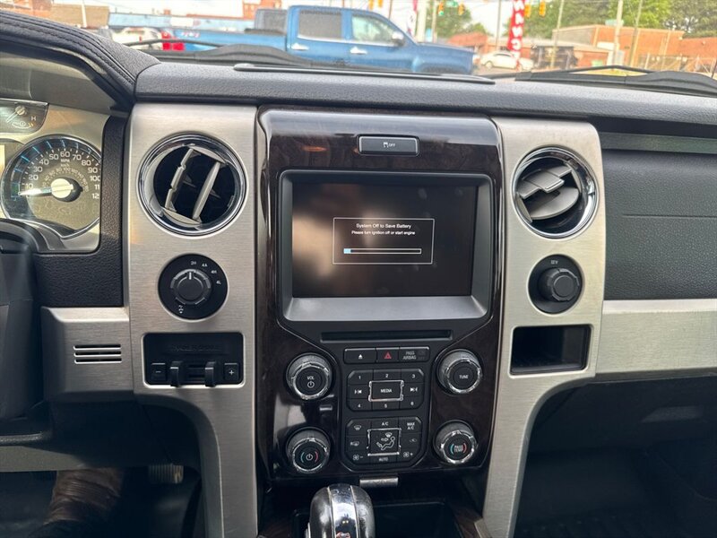 
								2014 Ford F-150 Platinum full									
