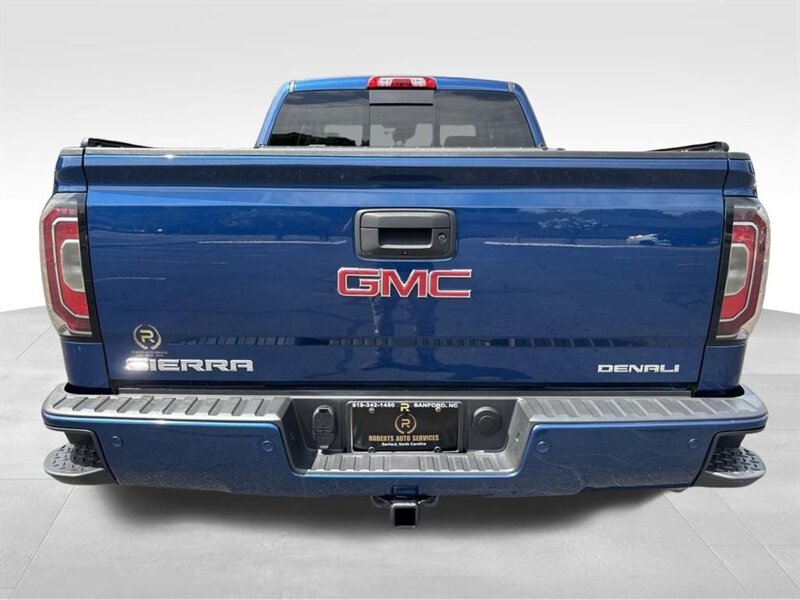 
								2017 GMC Sierra 1500 Denali full									