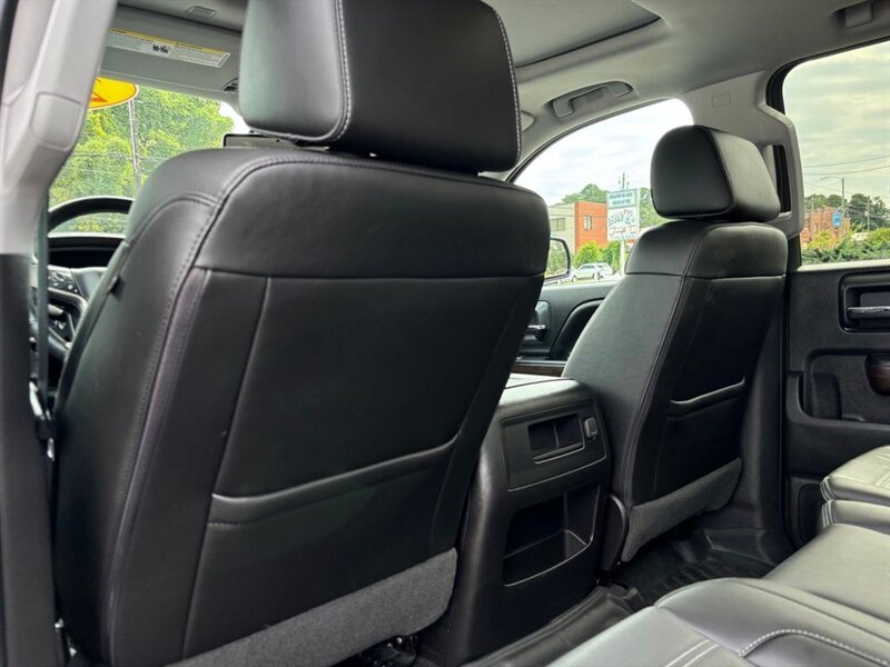 
								2017 GMC Sierra 1500 Denali full									
