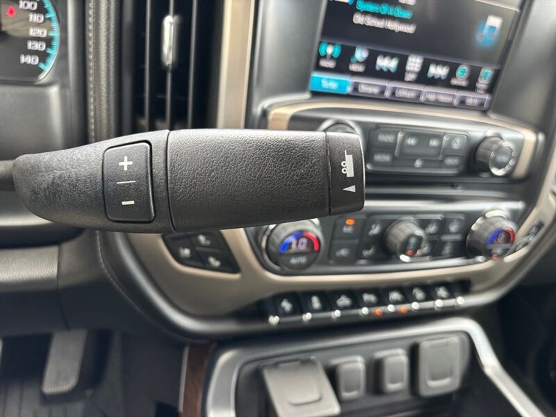 
								2017 GMC Sierra 1500 Denali full									