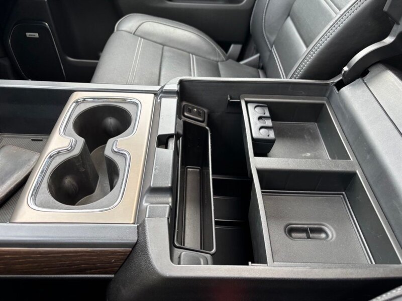 
								2017 GMC Sierra 1500 Denali full									